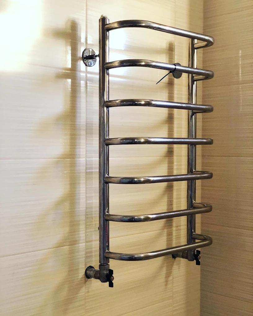 installation-of-towel-radiator